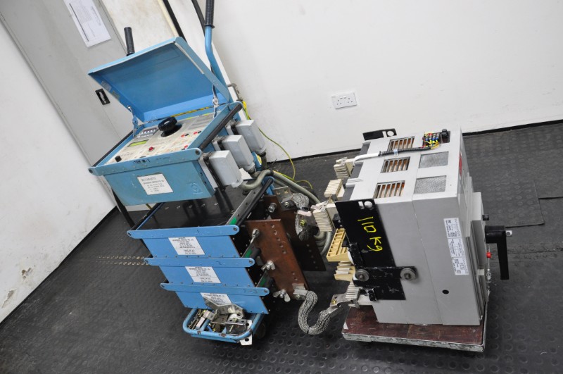 Testing & calibration of circuit breakers (4)